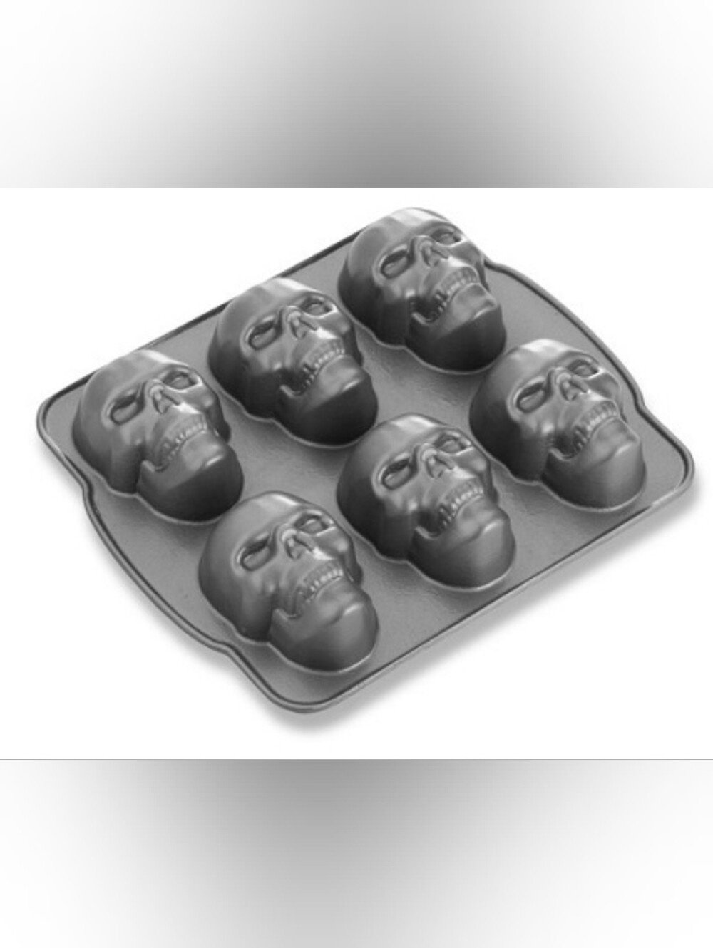 Nordic Ware Mini Skull Cakelet Pan Halloween Heavy Duty